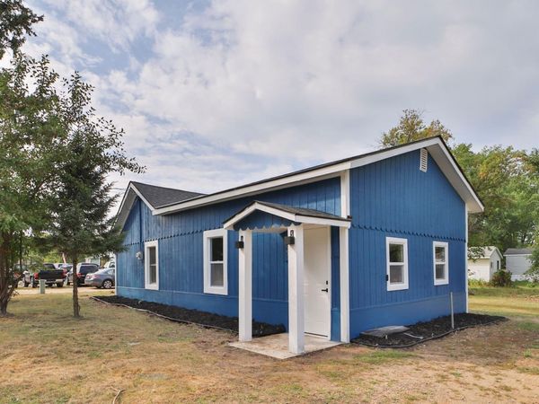 65 Eldredge Street E, Motley, MN 56466