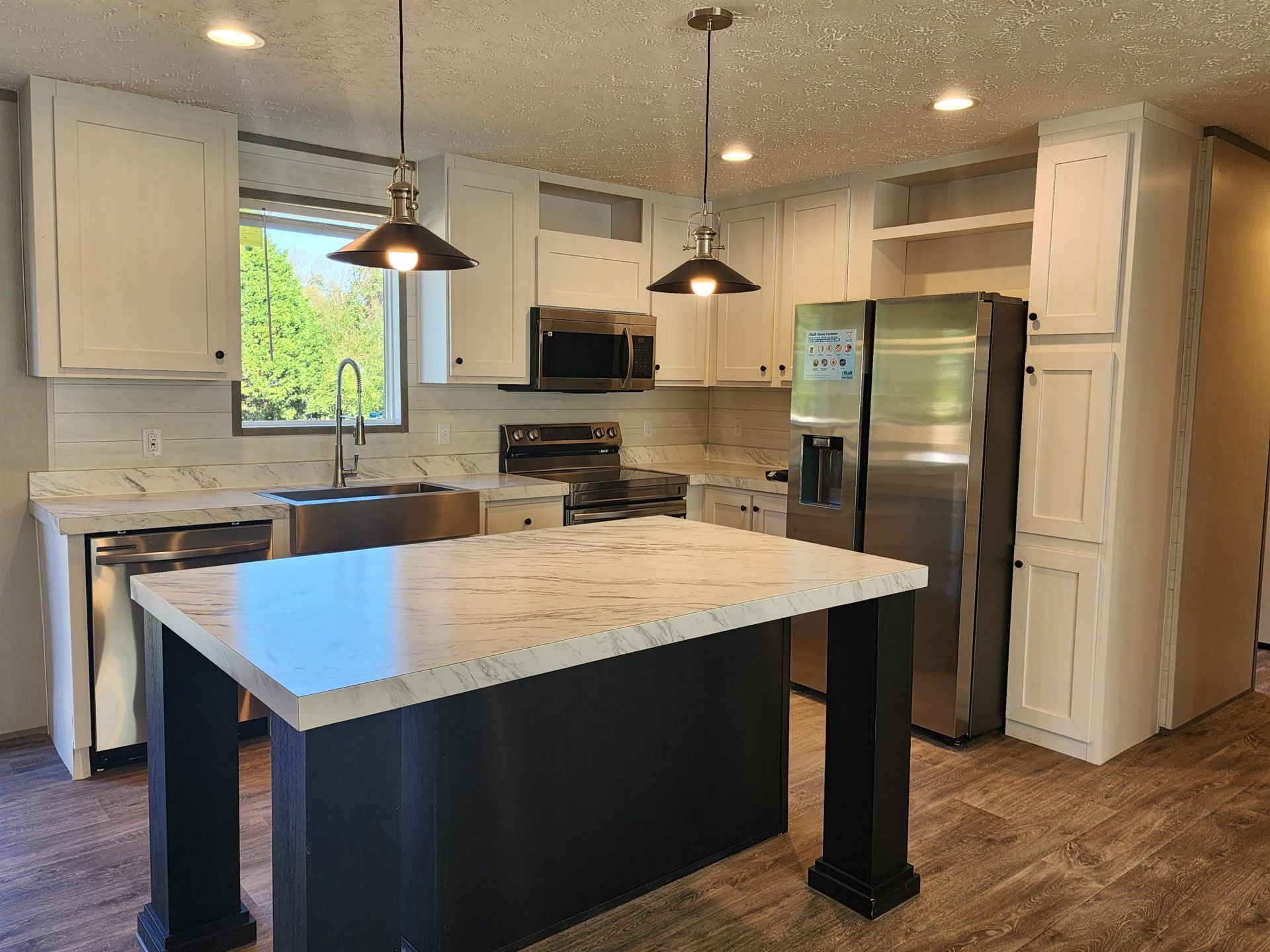 608 Black Branch Rd. Photo 6