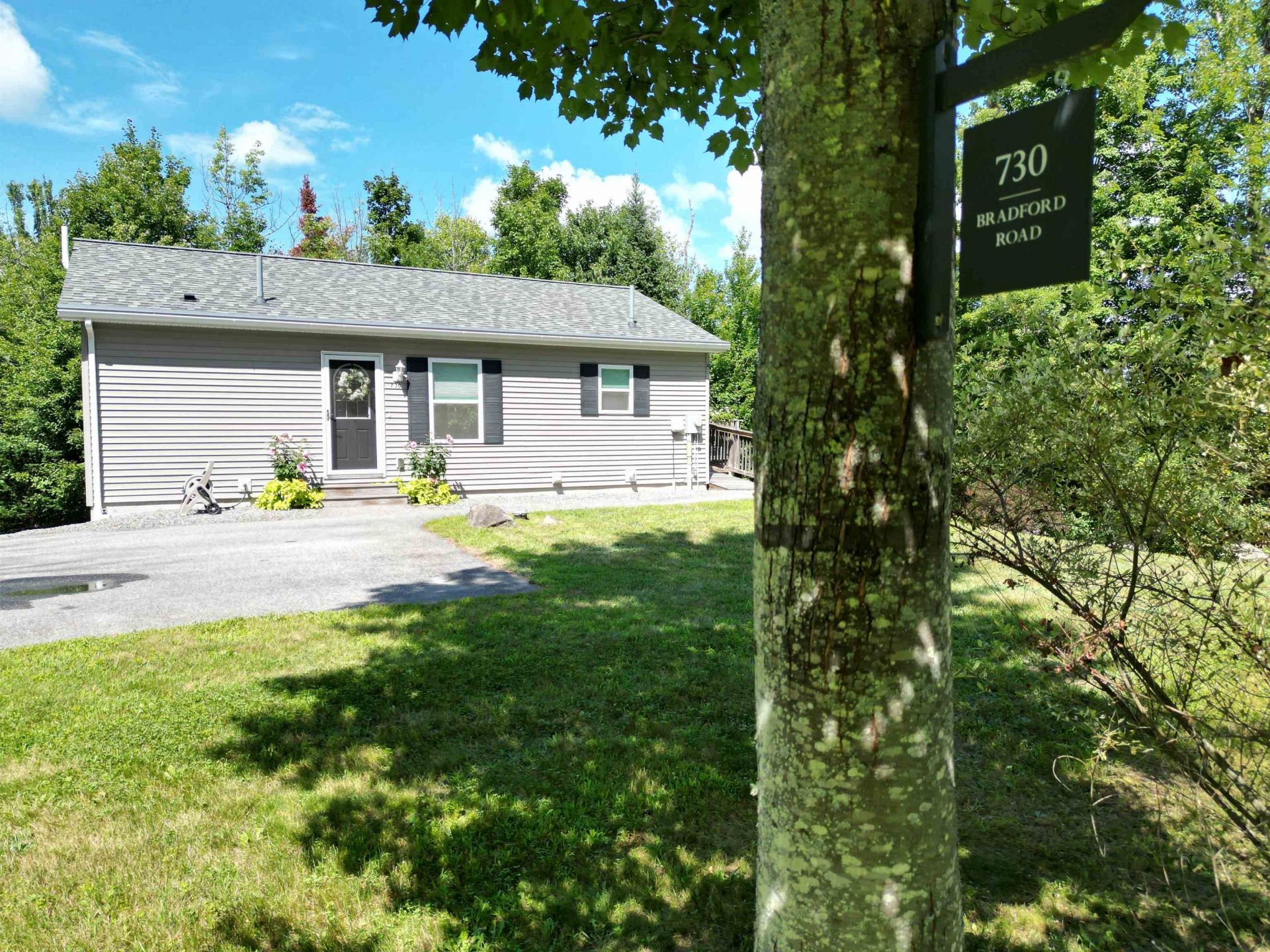 730 Bradford Road, Newport, NH 03773 Main Photo