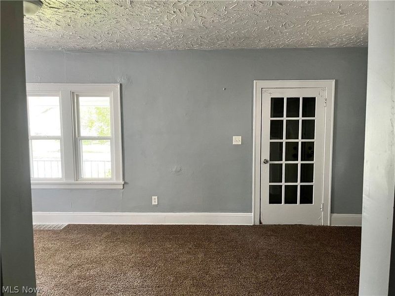 681 Moreley Avenue, Akron, OH 44320 Photo 4
