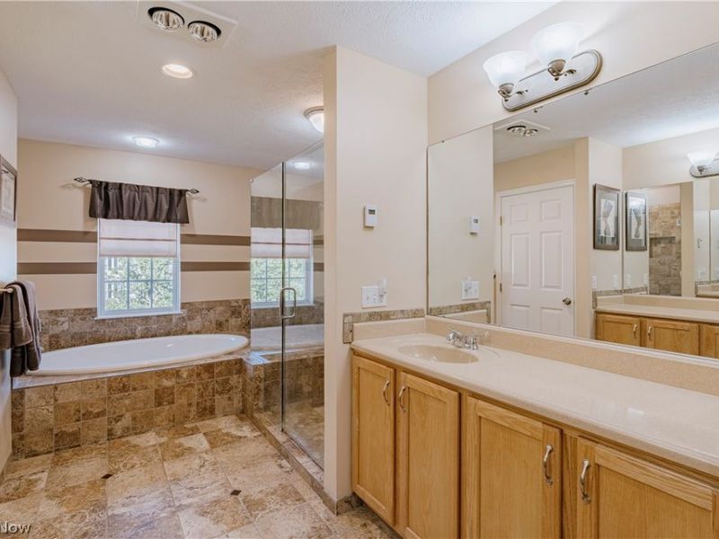 9185 Stonebriar Lane, North Ridgeville, OH 44039 Photo 27