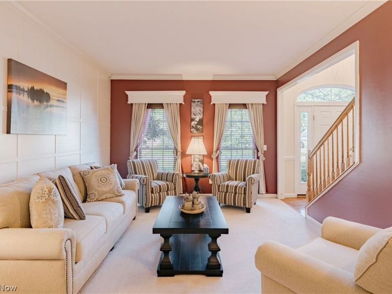 9185 Stonebriar Lane, North Ridgeville, OH 44039 Photo 5