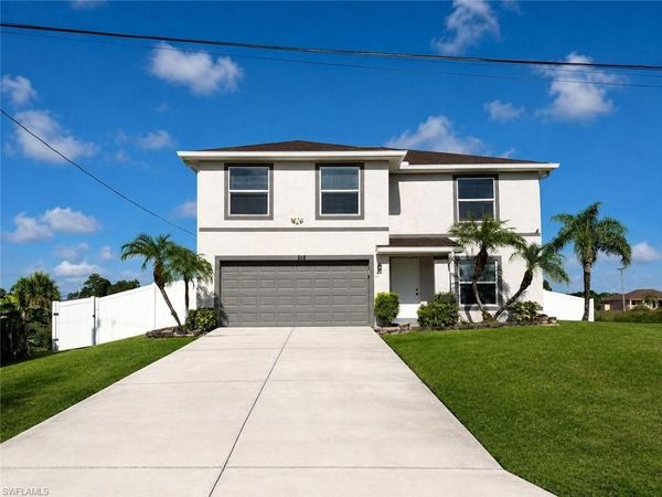 918 Marilyn AVE S, LEHIGH ACRES, FL 33974