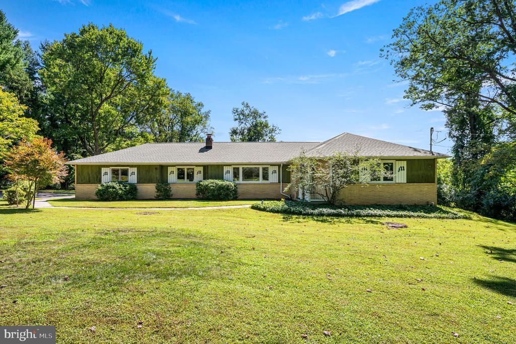 6 BIDDLEBROOK LANE , CHADDS FORD, PA 19317