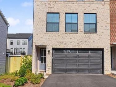 43595 FARRINGDON SQUARE, BROADLANDS, VA 20148