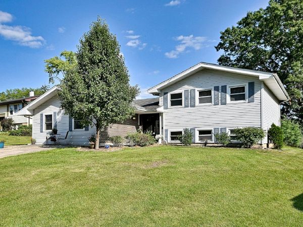20W581 Glen Court , Lombard, IL 60148