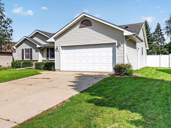 1500 Evergreen Drive, Janesville, WI 53546