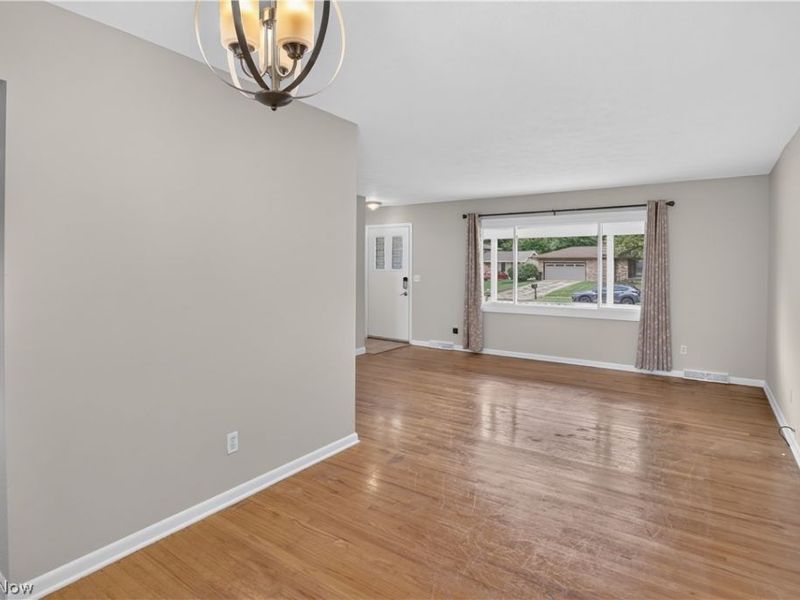 1124 Blueberry Hill Drive, Brunswick, OH 44212 Photo 10