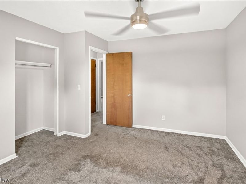 1124 Blueberry Hill Drive, Brunswick, OH 44212 Photo 18