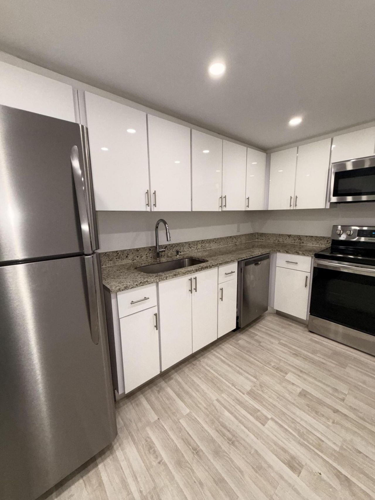 101 Briny Avenue, Unit 1010, Pompano Beach, FL 33062 Photo