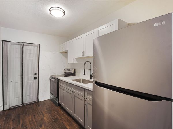 730 NW 4th Avenue, Unit 3, Fort Lauderdale, FL 33311
