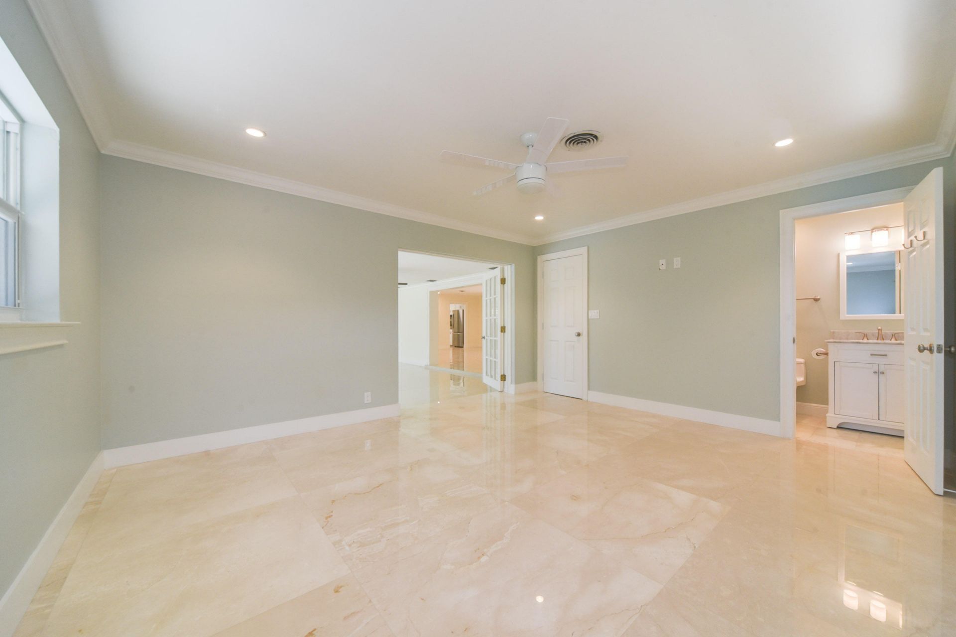 709 W Royal Palm Road, Boca Raton, FL 33486 Photo