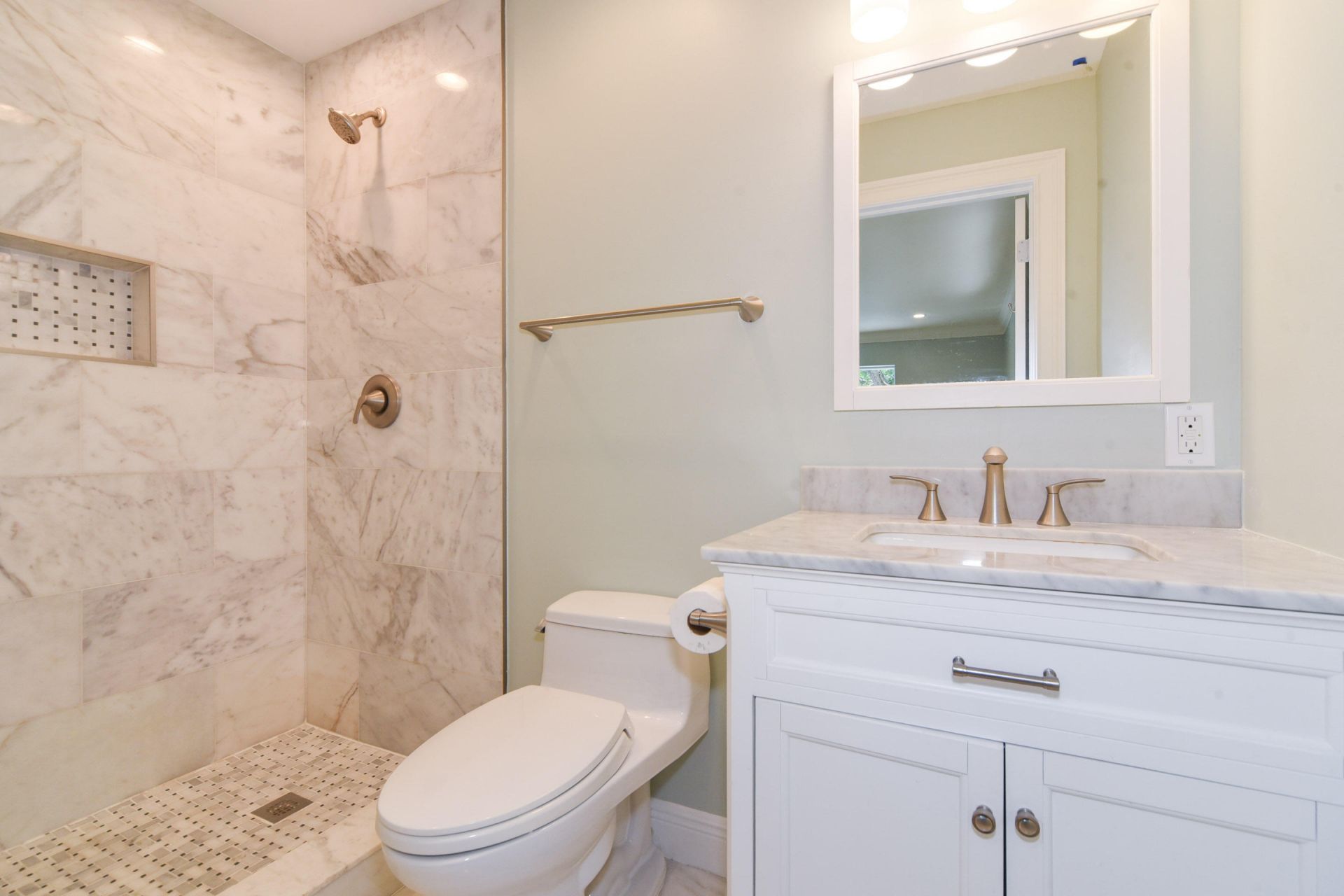 709 W Royal Palm Road, Boca Raton, FL 33486 Photo
