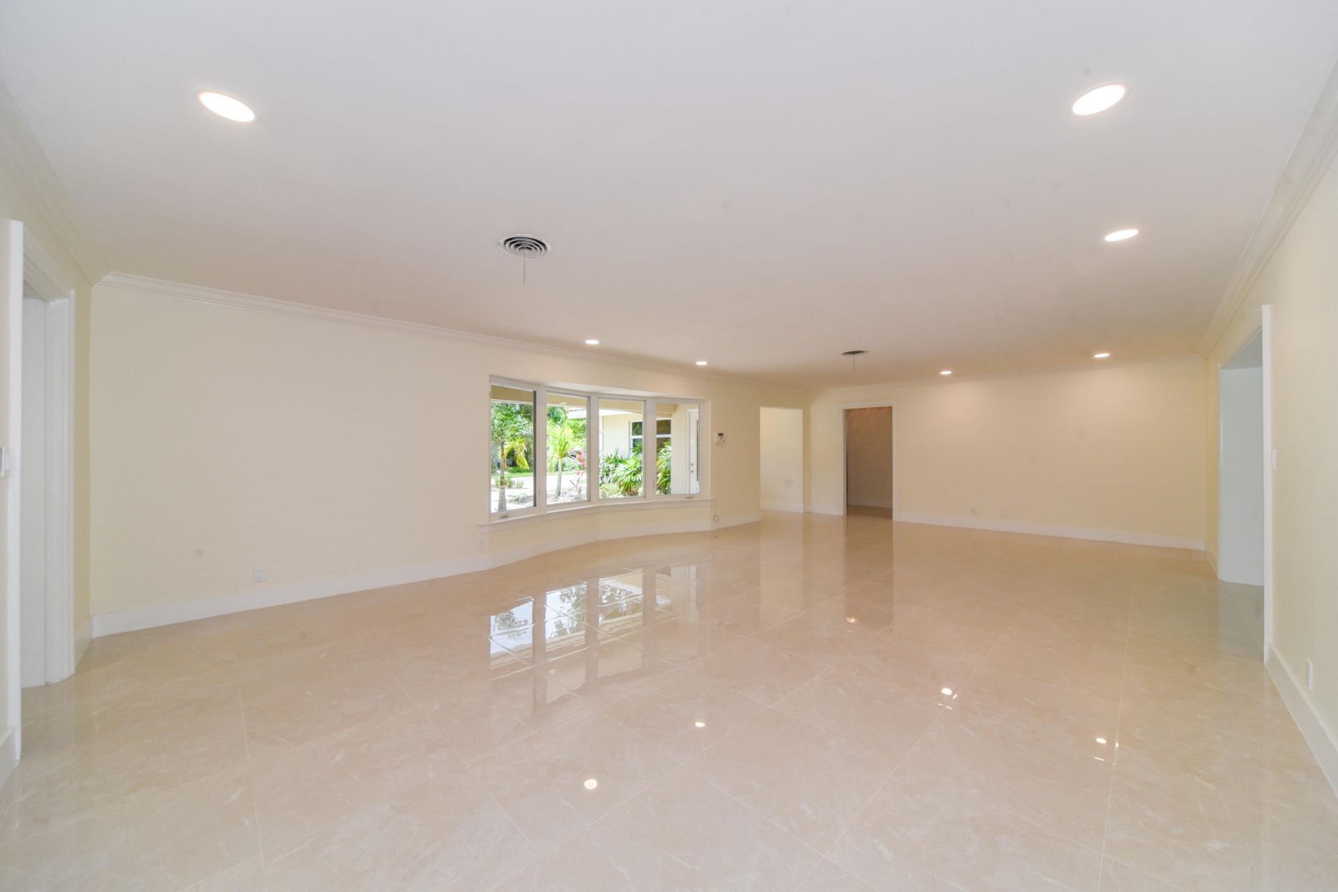 709 W Royal Palm Road, Boca Raton, FL 33486 Photo