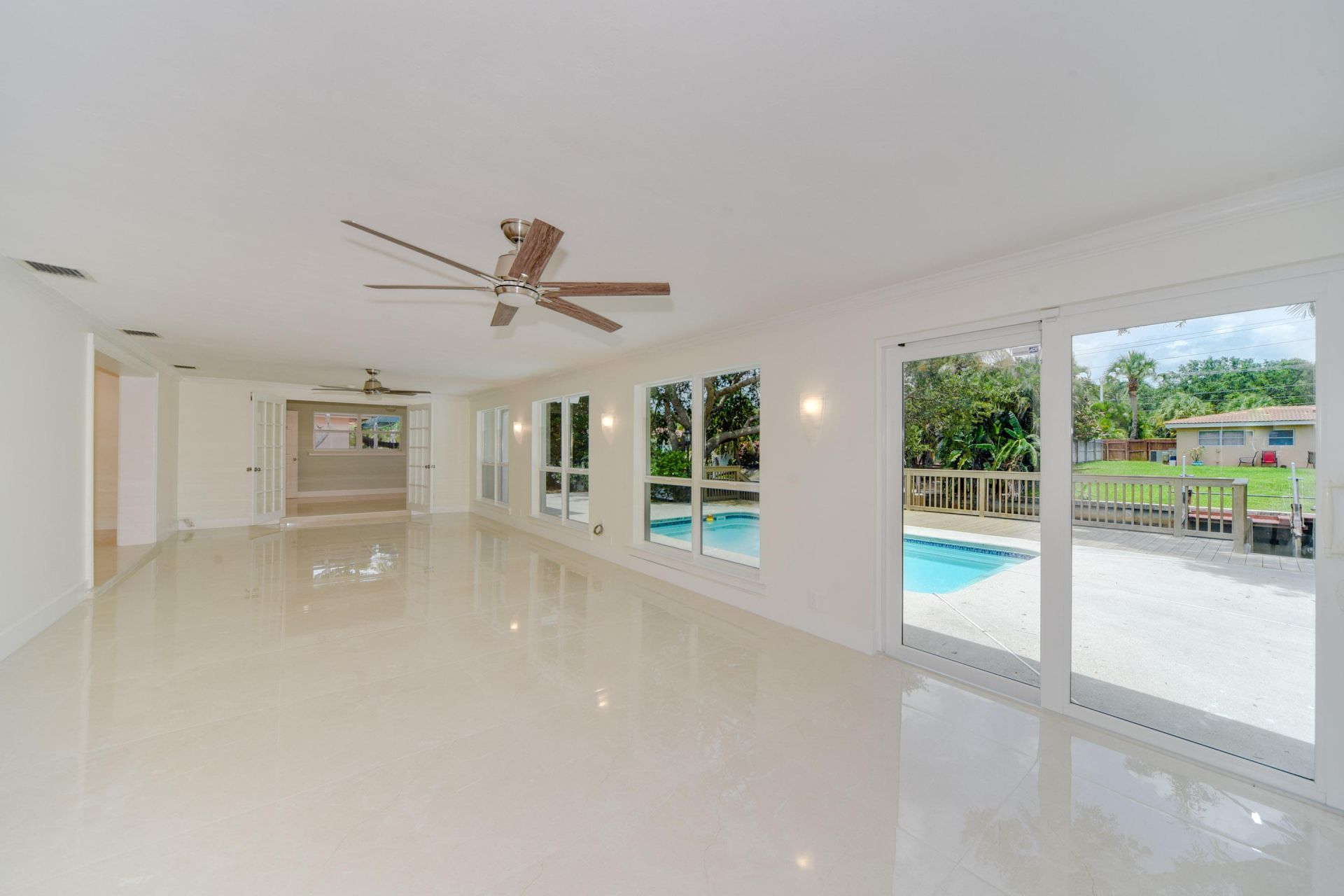709 W Royal Palm Road, Boca Raton, FL 33486 Photo