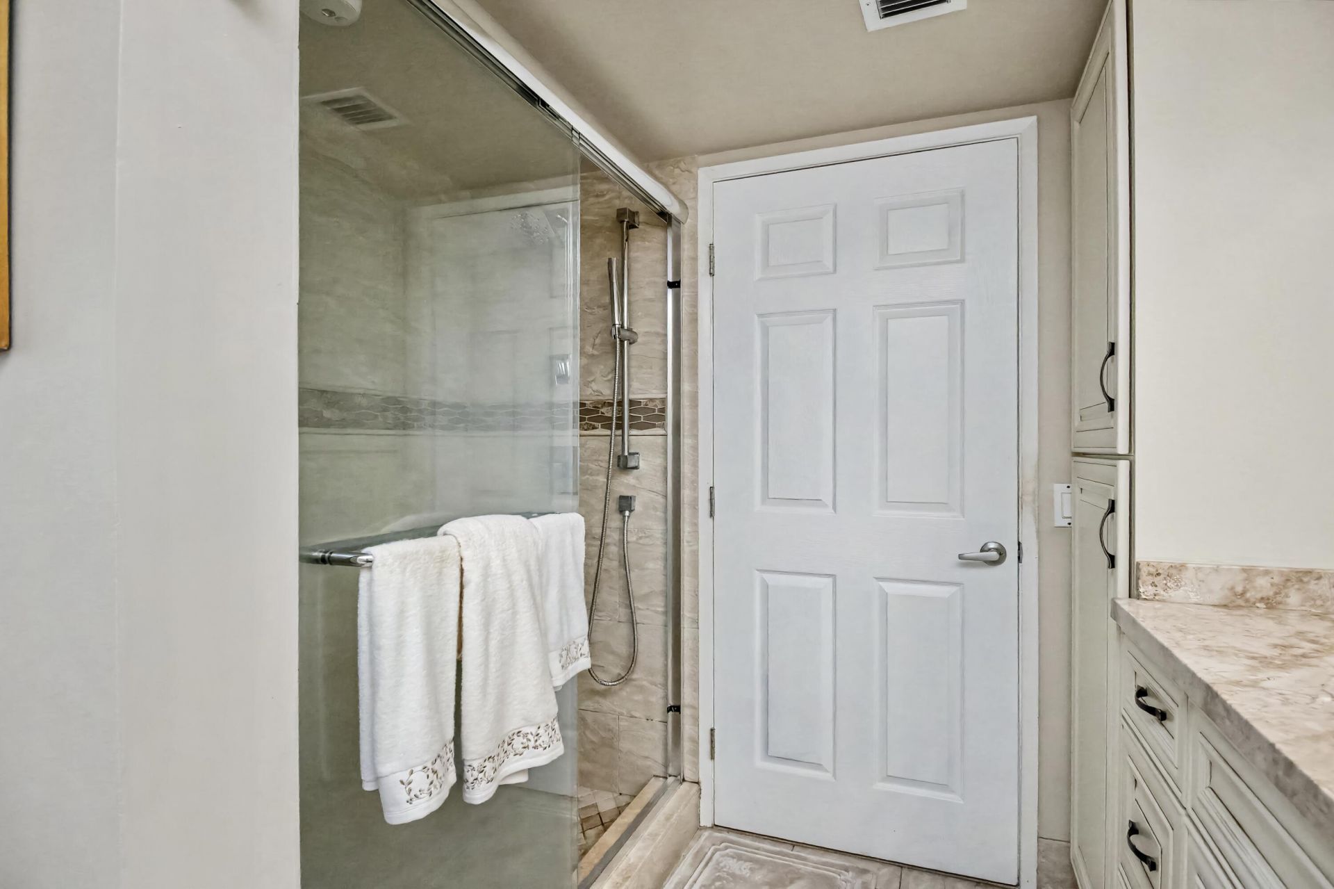 14112 Huntington Pointe Drive, Unit 401, Delray Beach, FL 33484 Photo