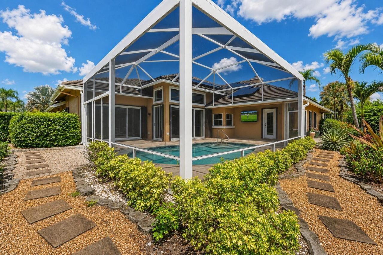 4084 SW Gleneagle Circle, Palm City, FL 34990 Photo