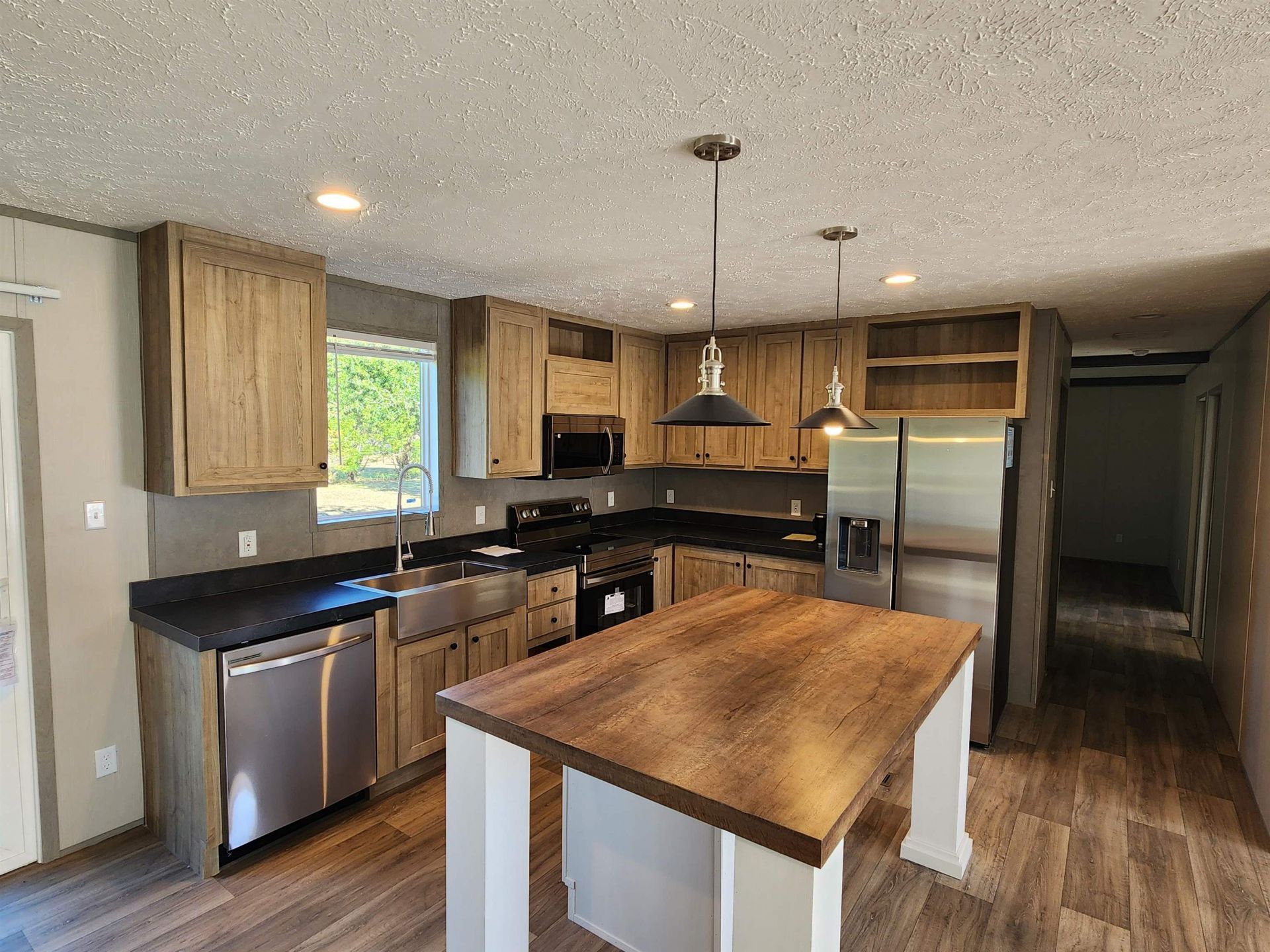 662 Black Branch Rd. Photo 7