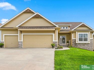 16859 Virginia Street, Omaha, NE 68136