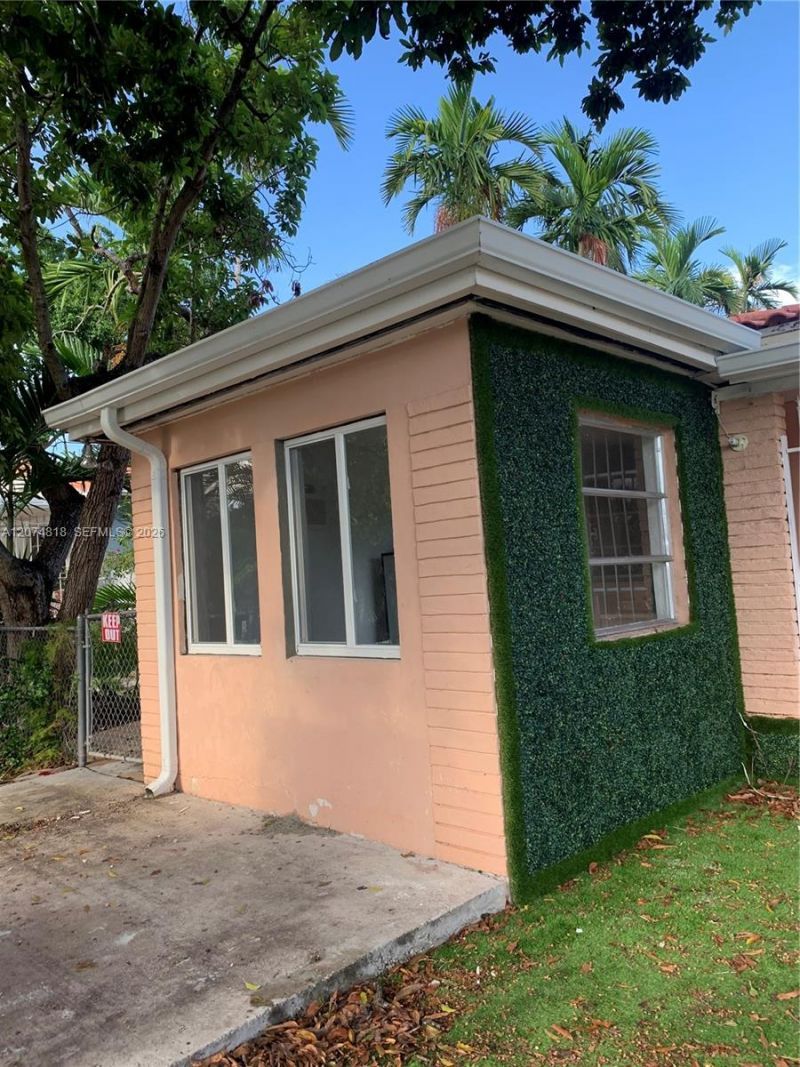 1901 E 5th Ave, Unit B, Hialeah, FL 33013 Photo