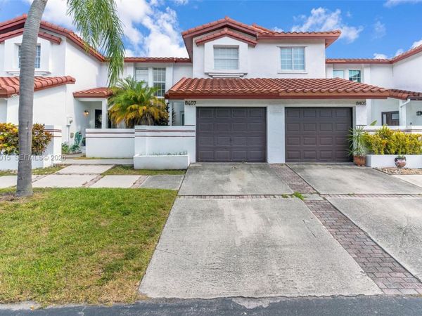8407 SW 208th Ter , Cutler Bay, FL 33189