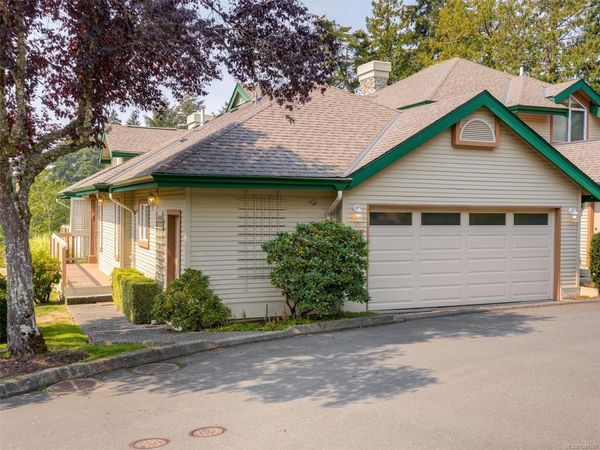530 Marsett Pl, Unit #77, Saanich, BC V8Z 7J2