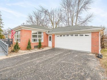 7851 Haggerty Road , Van Buren Township, Mi 48111
