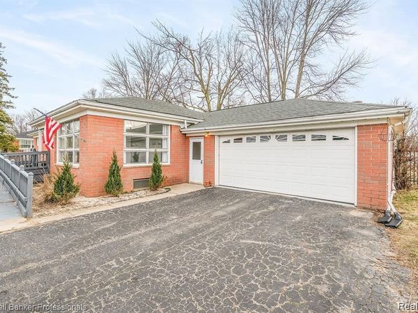 7851 Haggerty Road , Van Buren Township, Mi 48111