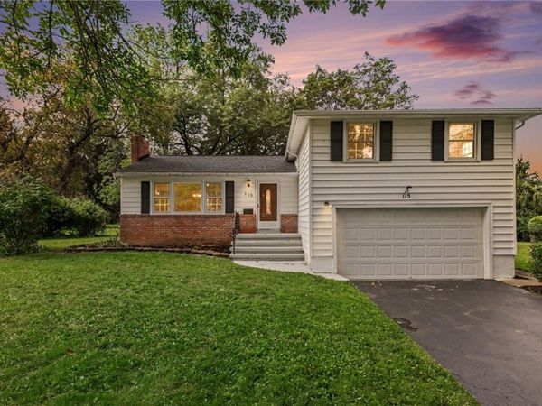 115 Dunrovin Ln , Rochester, NY 14618
