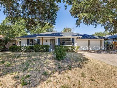 3138 Touraine Drive, Dallas, TX 75211