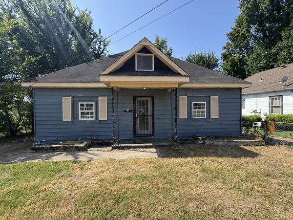 983 E PERSON AVE, Memphis, TN 38106