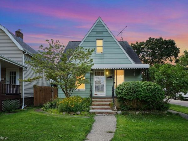 5721 Delora Avenue , Cleveland, OH 44144