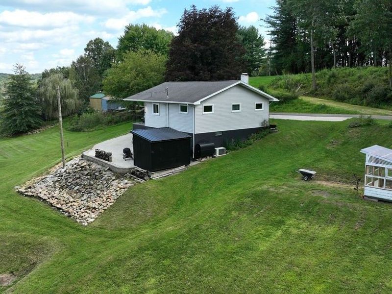 7148 Gopher Road SW, Dellroy, OH 44620 Photo 9