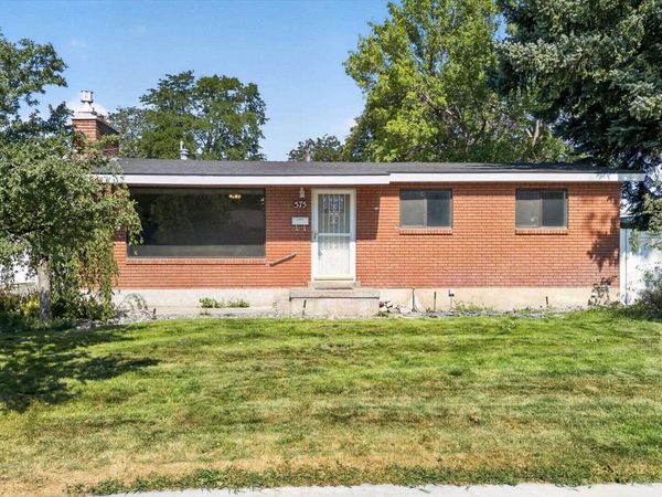 575 S Adams, Blackfoot, ID 83221