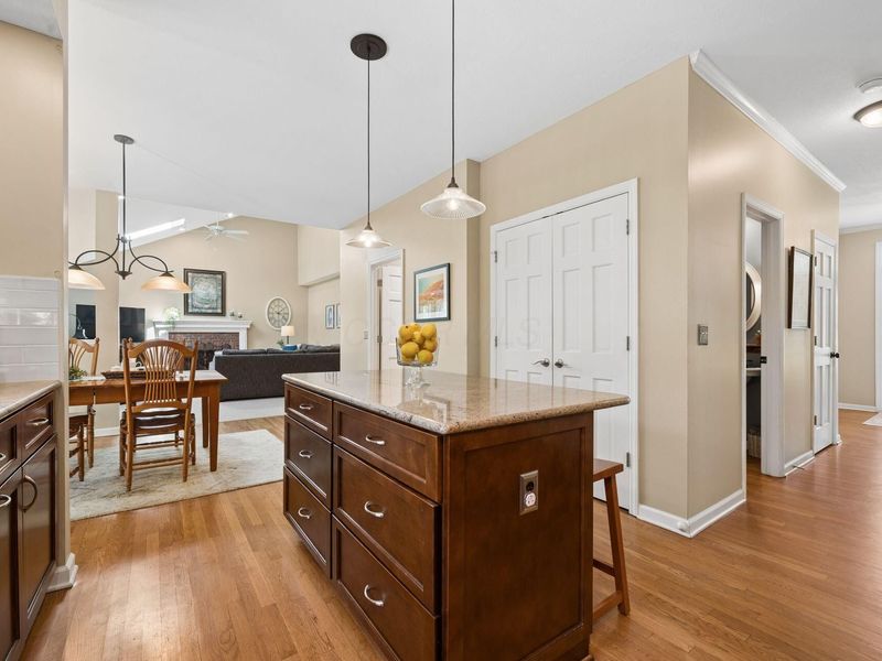 6353 Cragie Hill Court, Dublin, OH 43017 Photo 12