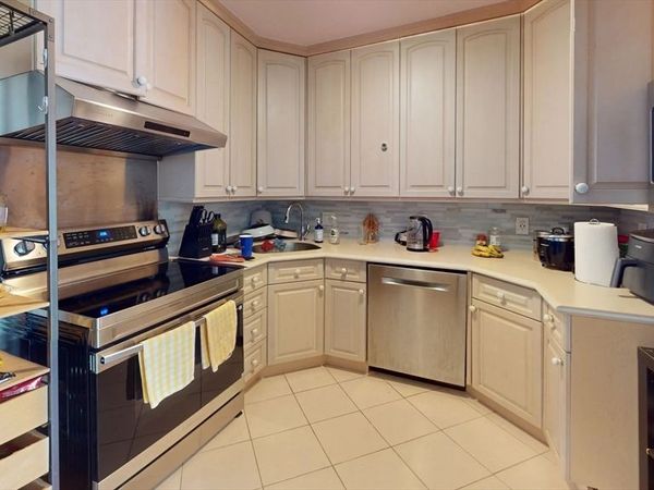 10 Williams, Unit 75, Watertown, MA 02472