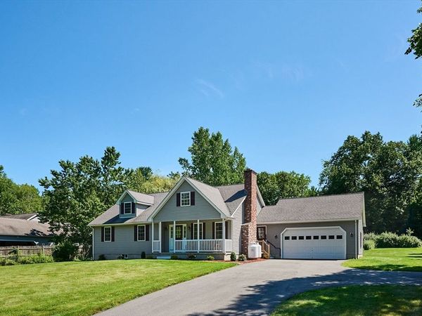 20 Clark Lane, Easthampton, MA 01027