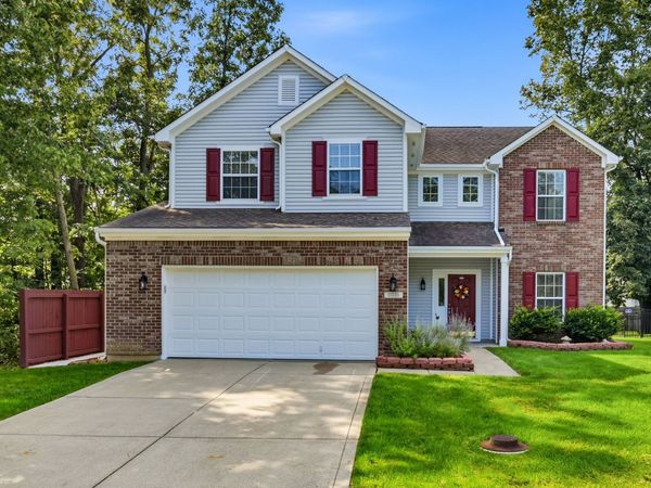 10695 Trailwood Drive , Fishers, IN 46038
