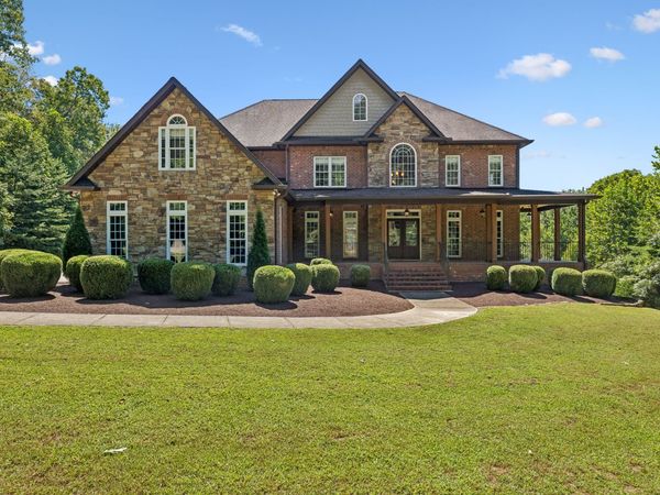 1032 Dogwood Ln , Burns, TN 37029