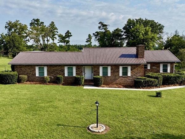 4658 Ridgecrest Drive , Marianna, FL 32446