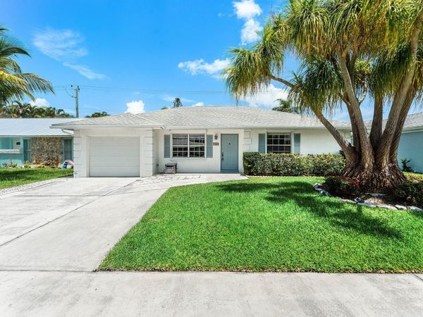 149 Arrowhead Circle, Jupiter, FL 33458