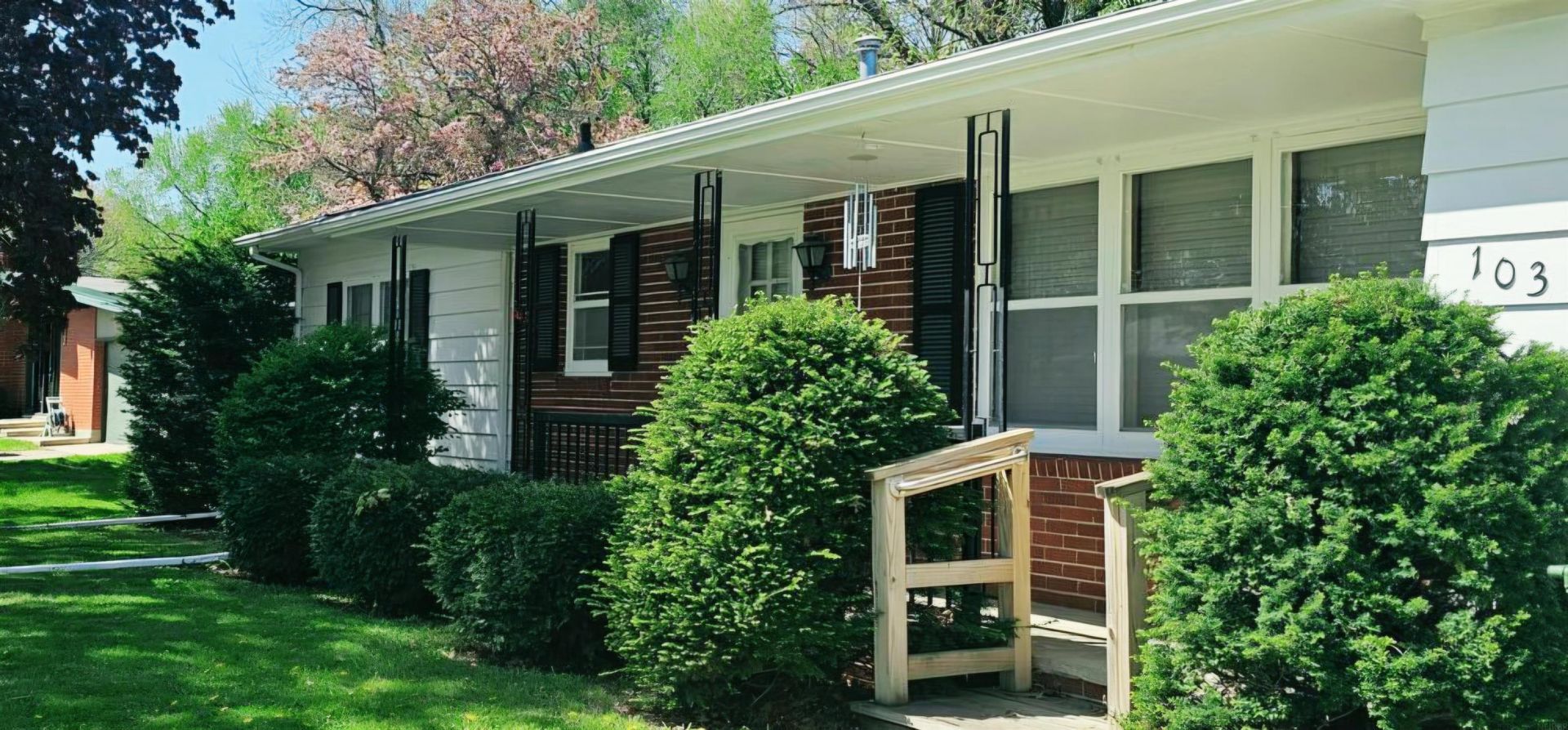 103 Hillside Drive, Charles City, IA 50616 Main Photo