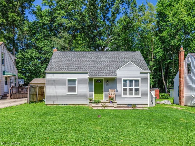 839 Magnolia Avenue, Cuyahoga Falls, OH 44221 Photo 1