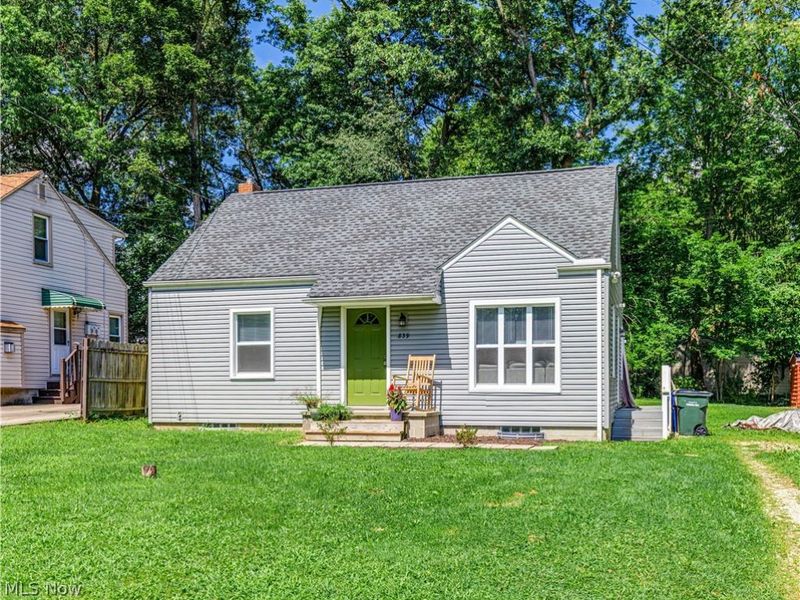 839 Magnolia Avenue, Cuyahoga Falls, OH 44221 Photo 2