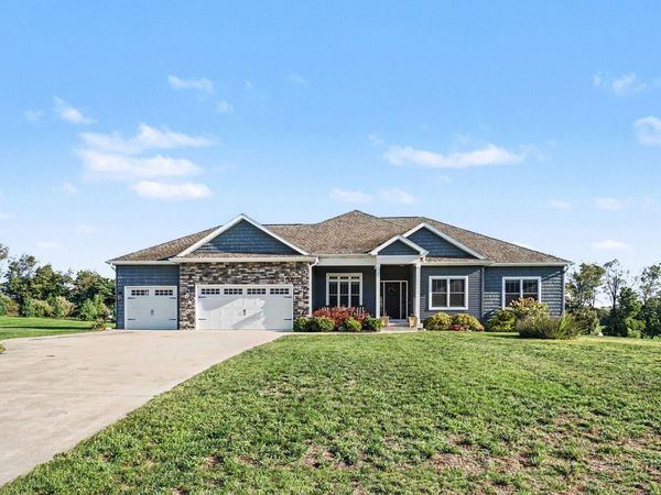 5947 Hidden Oak Avenue, Richland, MI 49083