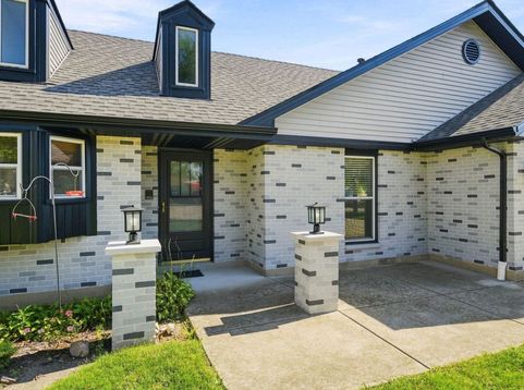Main Photo