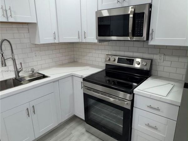 1280 NW 43rd Ave , Unit 303, Lauderhill, FL 33313