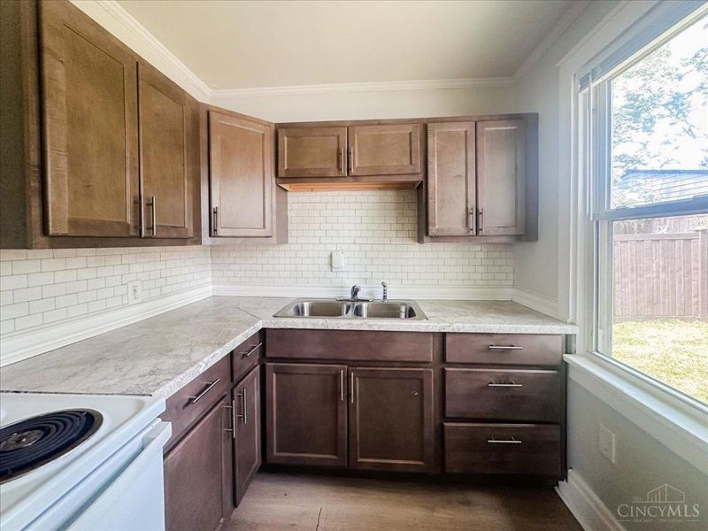 3298 Montana Avenue, Cincinnati, OH 45211 Photo 17