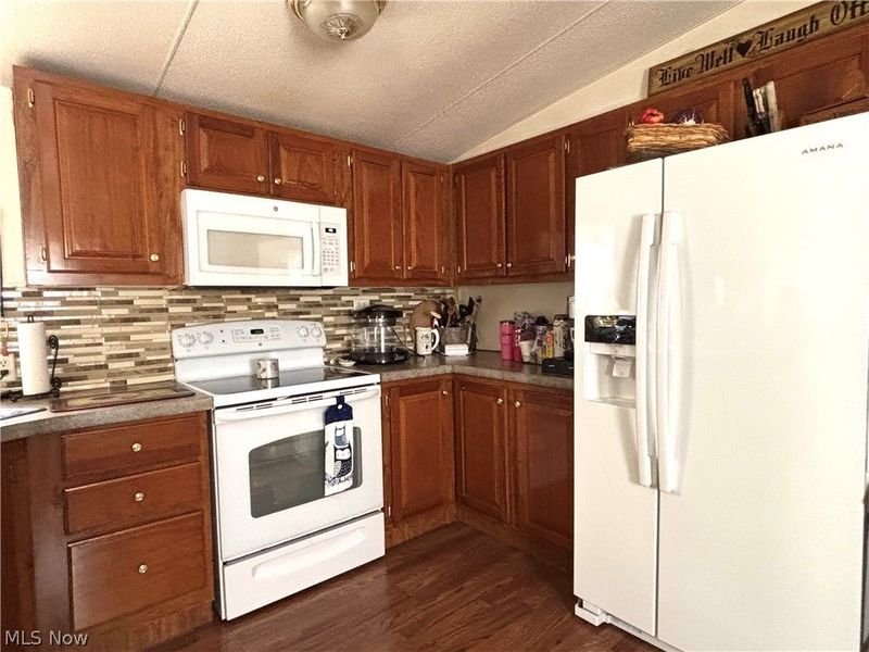1229 Columbiana-Lisbon Road, Unit 63, Columbiana, OH 44408 Photo 18
