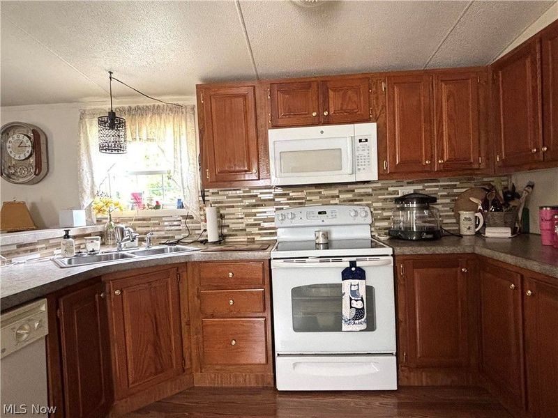 1229 Columbiana-Lisbon Road, Unit 63, Columbiana, OH 44408 Photo 21